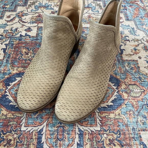 Lucky Brand Bailey Ankle Booties - Picture 4 of 5